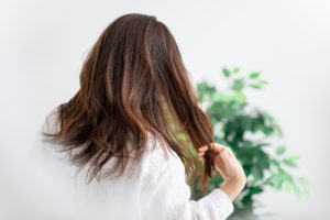 40代必見！加齢による髪のうねりを対策できる市販シャンプーおすすめ10選